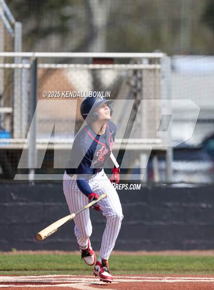 Thumbnail 2 in South Panola vs. Wayne Academy photogallery.
