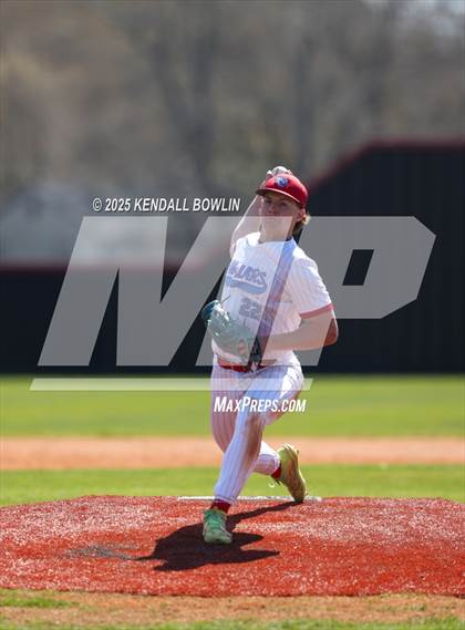 Thumbnail 2 in South Panola vs. Wayne Academy photogallery.