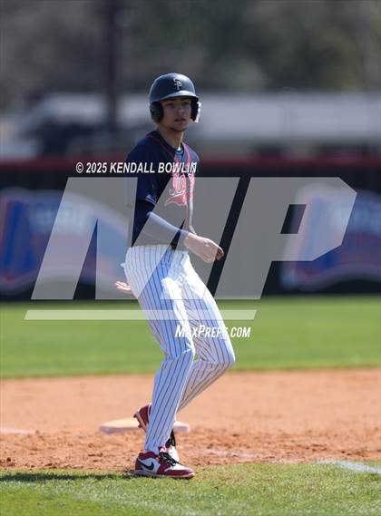 Thumbnail 3 in South Panola vs. Wayne Academy photogallery.