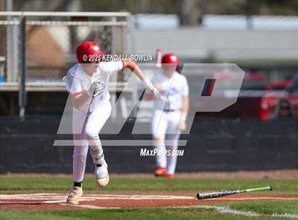 Thumbnail 2 in South Panola vs. Wayne Academy photogallery.