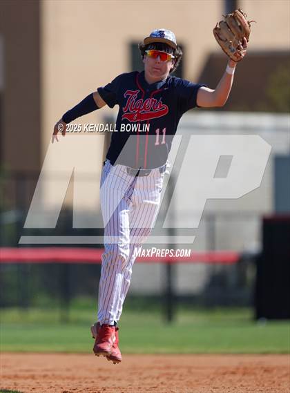 Thumbnail 1 in South Panola vs. Wayne Academy photogallery.