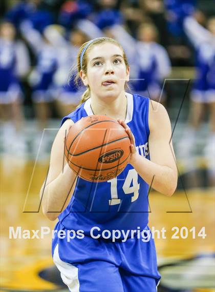 Thumbnail 3 in Highlands vs St Henry (KHSAA 9th Region Tournament) photogallery.