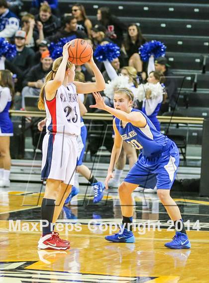Thumbnail 3 in Highlands vs St Henry (KHSAA 9th Region Tournament) photogallery.