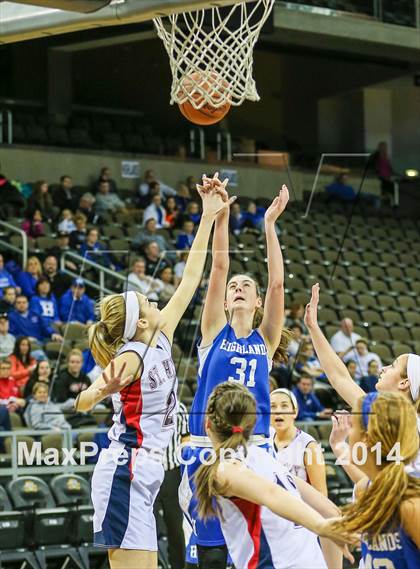 Thumbnail 3 in Highlands vs St Henry (KHSAA 9th Region Tournament) photogallery.