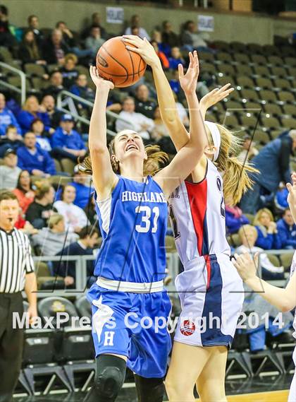 Thumbnail 1 in Highlands vs St Henry (KHSAA 9th Region Tournament) photogallery.