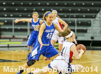 Thumbnail 2 in Highlands vs St Henry (KHSAA 9th Region Tournament) photogallery.
