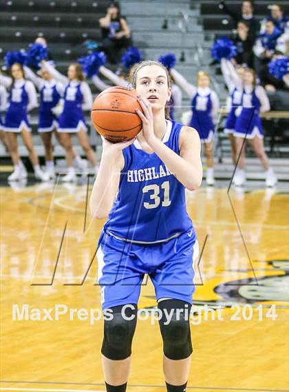Thumbnail 3 in Highlands vs St Henry (KHSAA 9th Region Tournament) photogallery.