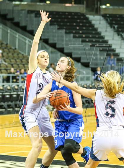 Thumbnail 1 in Highlands vs St Henry (KHSAA 9th Region Tournament) photogallery.