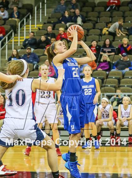 Thumbnail 3 in Highlands vs St Henry (KHSAA 9th Region Tournament) photogallery.