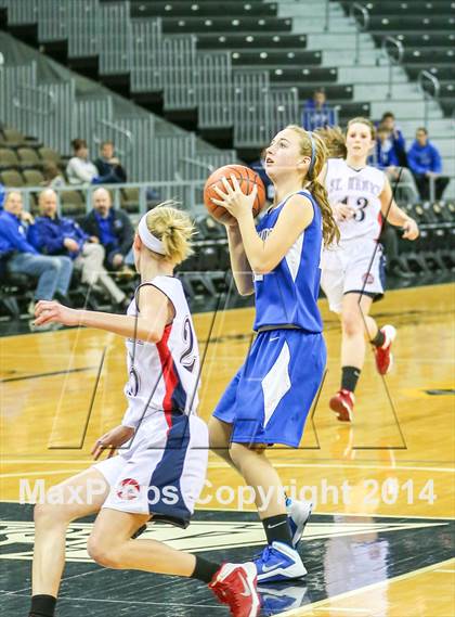 Thumbnail 3 in Highlands vs St Henry (KHSAA 9th Region Tournament) photogallery.