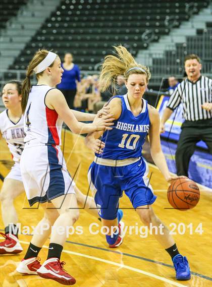 Thumbnail 2 in Highlands vs St Henry (KHSAA 9th Region Tournament) photogallery.