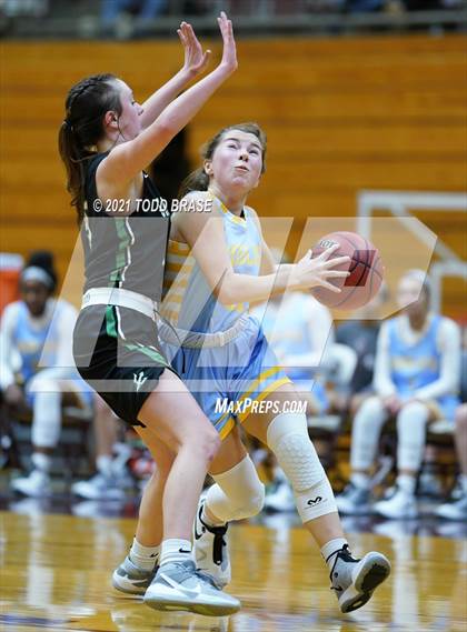 Thumbnail 2 in Greeneville @ Dobyns-Bennett photogallery.