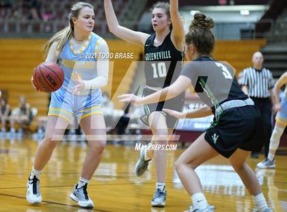 Thumbnail 2 in Greeneville @ Dobyns-Bennett photogallery.