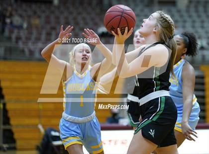 Thumbnail 2 in Greeneville @ Dobyns-Bennett photogallery.