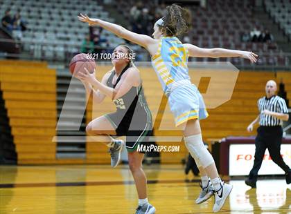 Thumbnail 3 in Greeneville @ Dobyns-Bennett photogallery.