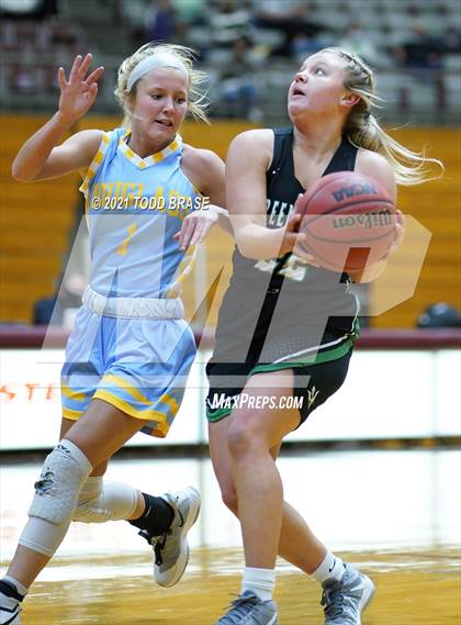 Thumbnail 3 in Greeneville @ Dobyns-Bennett photogallery.