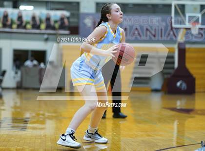 Thumbnail 3 in Greeneville @ Dobyns-Bennett photogallery.