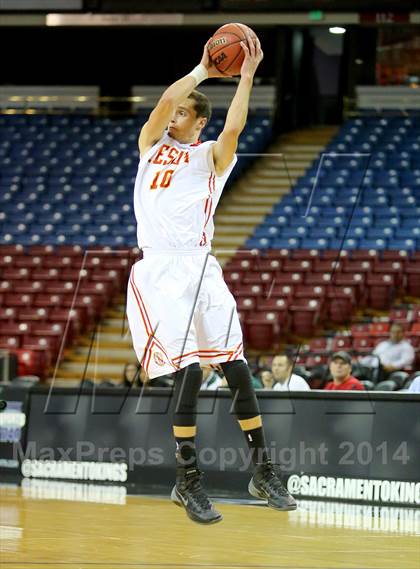 Thumbnail 2 in Jesuit vs. Granite Bay photogallery.