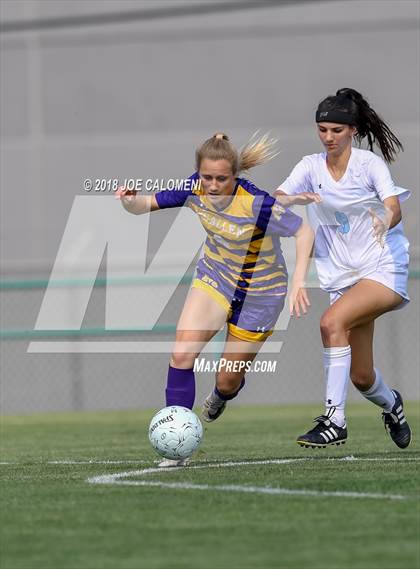 Thumbnail 2 in Johnson vs McAllen (Class 6A Region 4 Semifinal) photogallery.