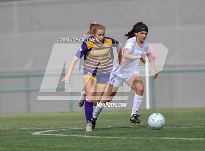 Thumbnail 3 in Johnson vs McAllen (Class 6A Region 4 Semifinal) photogallery.