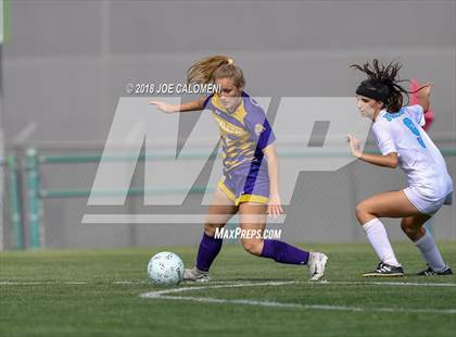 Thumbnail 3 in Johnson vs McAllen (Class 6A Region 4 Semifinal) photogallery.