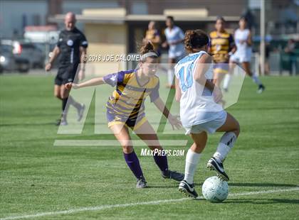 Thumbnail 3 in Johnson vs McAllen (Class 6A Region 4 Semifinal) photogallery.
