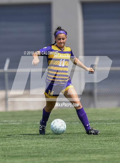 Thumbnail 2 in Johnson vs McAllen (Class 6A Region 4 Semifinal) photogallery.