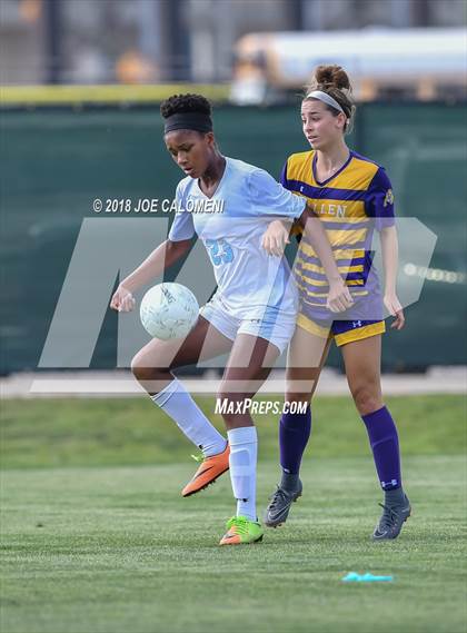 Thumbnail 2 in Johnson vs McAllen (Class 6A Region 4 Semifinal) photogallery.