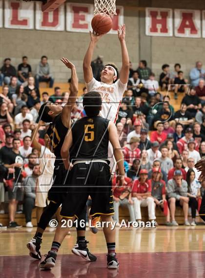 Thumbnail 2 in Centennial vs. Clovis West photogallery.