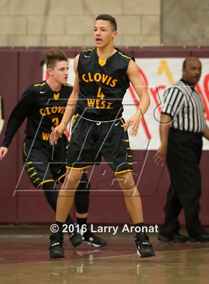 Thumbnail 2 in Centennial vs. Clovis West photogallery.