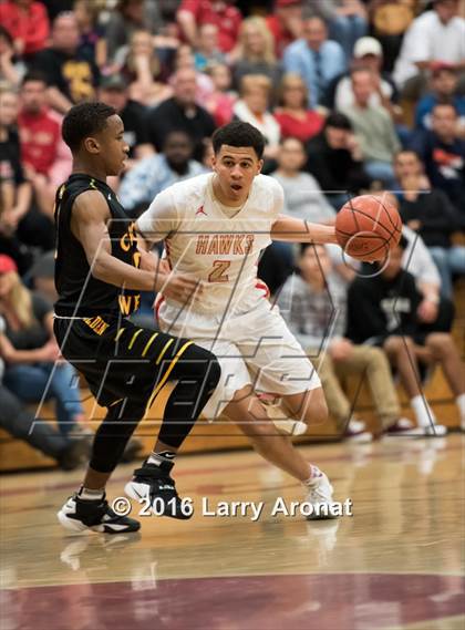 Thumbnail 1 in Centennial vs. Clovis West photogallery.