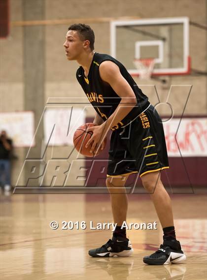 Thumbnail 1 in Centennial vs. Clovis West photogallery.