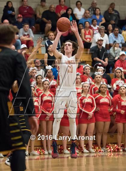 Thumbnail 3 in Centennial vs. Clovis West photogallery.