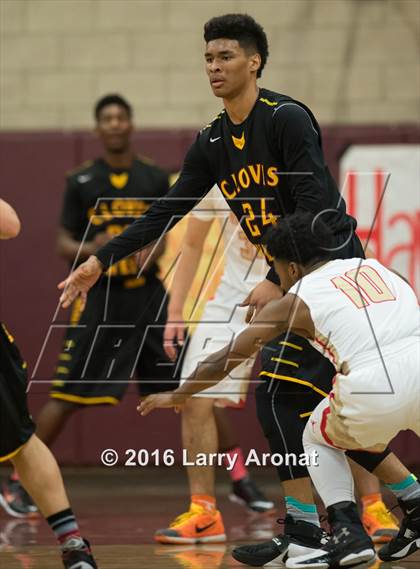 Thumbnail 2 in Centennial vs. Clovis West photogallery.