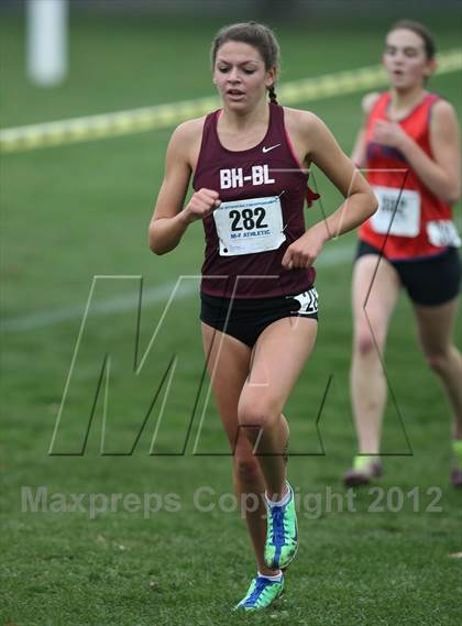Thumbnail 1 in NYSPHSAA Cross Country Championships (Girls Class B) photogallery.