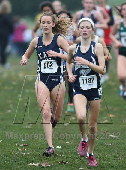 Thumbnail 1 in NYSPHSAA Cross Country Championships (Girls Class B) photogallery.