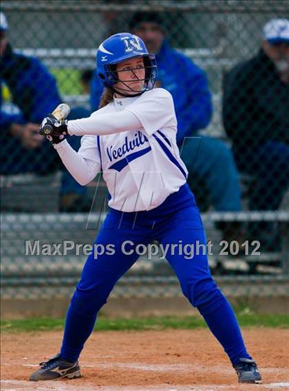 Thumbnail 3 in Ball vs. Needville (Brazosport Classic) photogallery.