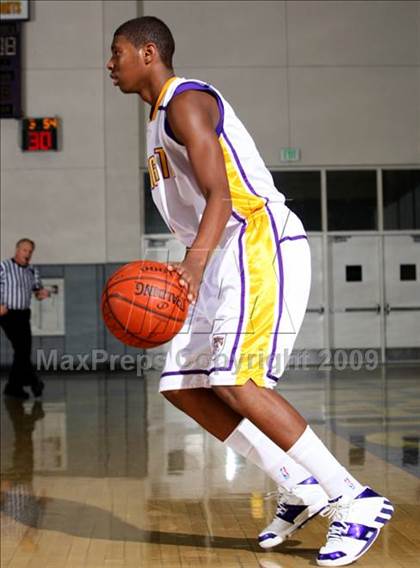 Thumbnail 1 in Lynwood vs. Manual Arts (Lynwood Christmas Challenge) photogallery.