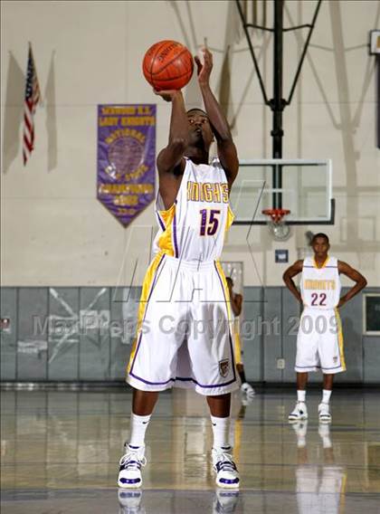 Thumbnail 2 in Lynwood vs. Manual Arts (Lynwood Christmas Challenge) photogallery.