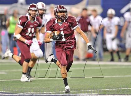 Thumbnail 2 in East Bernard vs. Mildred (UIL 2A Division 2 Final) photogallery.