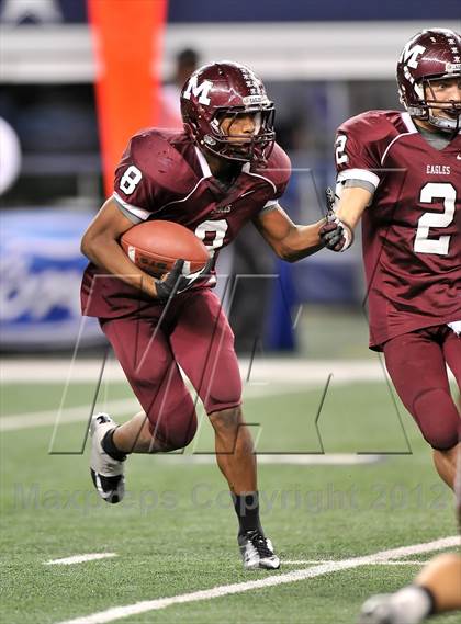 Thumbnail 1 in East Bernard vs. Mildred (UIL 2A Division 2 Final) photogallery.