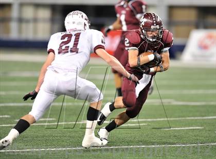 Thumbnail 2 in East Bernard vs. Mildred (UIL 2A Division 2 Final) photogallery.