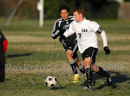 Thumbnail 3 in Los Angeles Baptist vs. Glendale photogallery.
