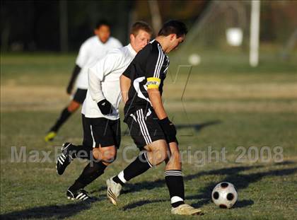 Thumbnail 3 in Los Angeles Baptist vs. Glendale photogallery.