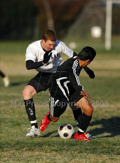 Thumbnail 2 in Los Angeles Baptist vs. Glendale photogallery.