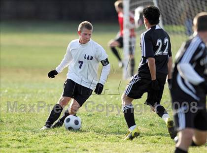 Thumbnail 3 in Los Angeles Baptist vs. Glendale photogallery.