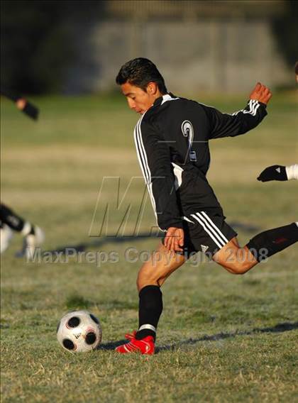 Thumbnail 3 in Los Angeles Baptist vs. Glendale photogallery.