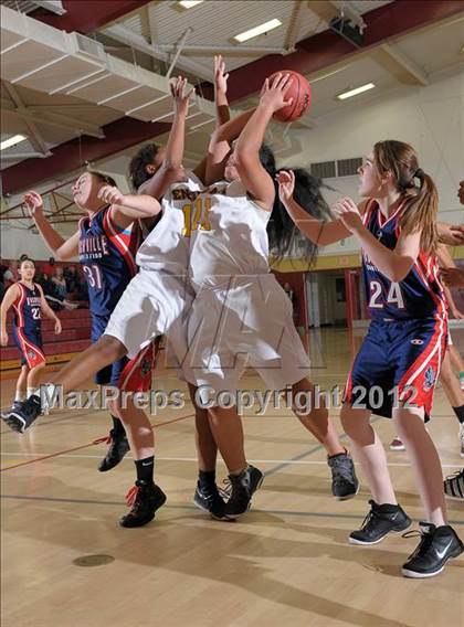 Thumbnail 3 in Vacaville Christian @ Encina Prep photogallery.