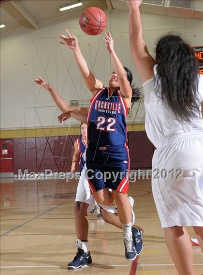 Thumbnail 2 in Vacaville Christian @ Encina Prep photogallery.
