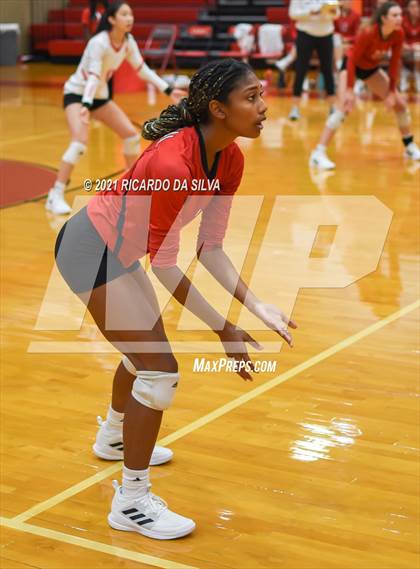 Thumbnail 2 in Memorial vs Langham Creek photogallery.